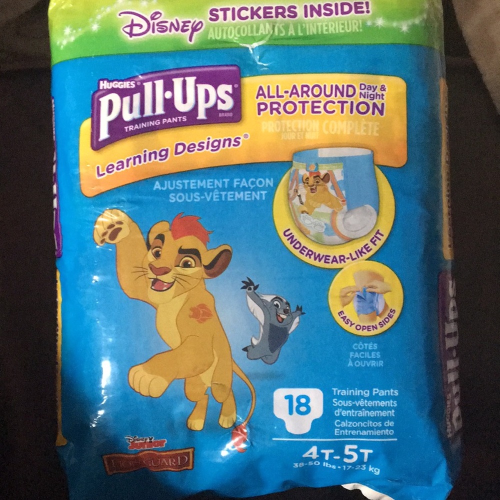 Huggins pull ups Disney